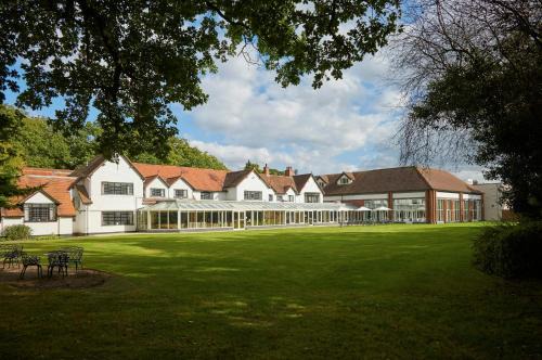 Woodbank Hotel | Macdonald Craxton Wood Hotel & Spa