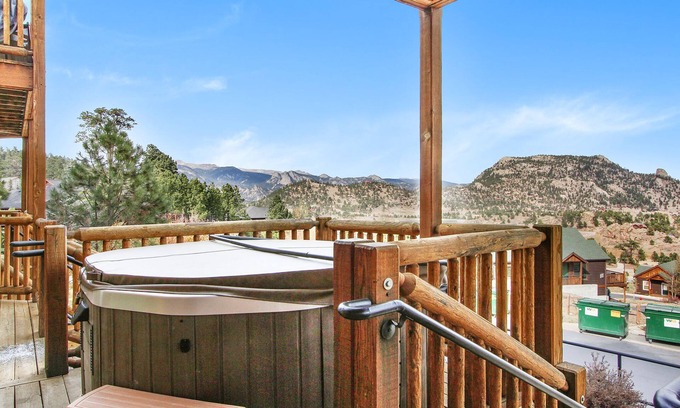 Estes Park Condo | MacGregor Mountain 27C – 1BR Condo, Fireplace, Marys Lake & Mountain Views