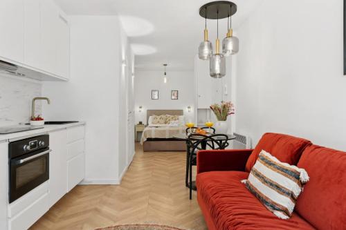 Madeleine Apartment | Madeleine & Champs-Élysées - 1BR - Paris Vacation Rentals