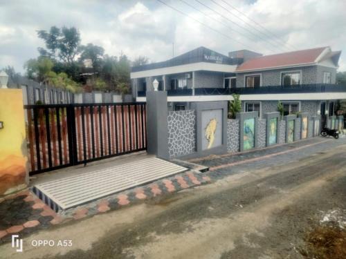 Chikhaldara Hotel | Madhurai Resort