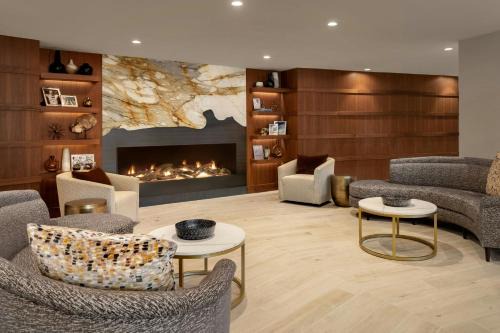 Madison Hotel | Madison Marriott South