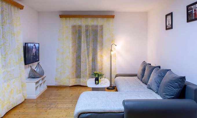Tiefgraben Apartment | Mag. Wolfgang und Gabriele Hartl Vermietung - Ferienwohnung Himmelspforte