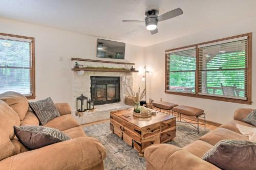 Waynesville House | Maggie Valley Townhome In Smoky Mountain Foothills