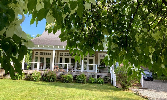Green Hill House | Magical Getaway at Magical Green Hill Beach, Rhode Island. Brand new renovation.