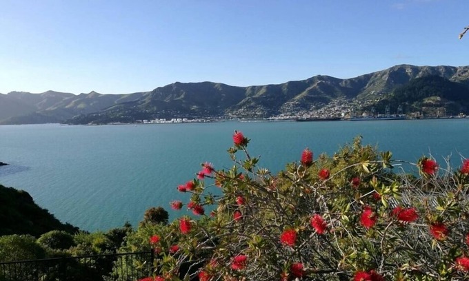Diamond Harbour House | Magical Harbour Views