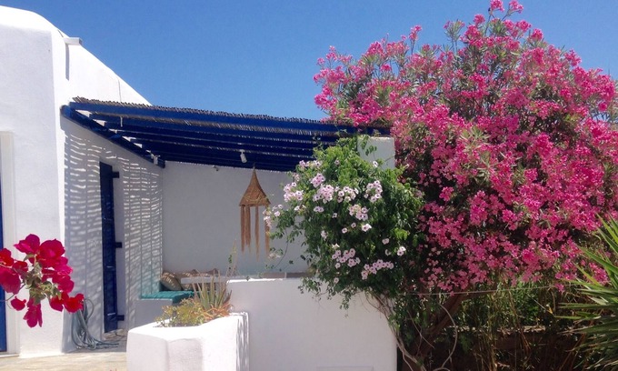 Ornos House | MAGICAL ORNOS-ORNOS BEACH HOUSE/BEACH 1' WALK, TOWN 2 KM