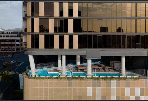Fortitude Valley Apartment | Magical Sunset SkyView BEST location in Brisbane