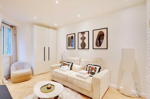 Neuilly-sur-Seine Apartment | Magnificent apartment 1BR-4P - Arc de Triomphe