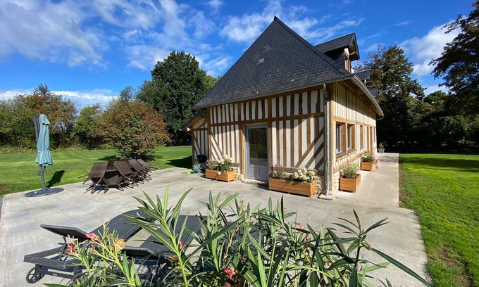 Saint-Arnoult Villa | Magnificent half-timbered villa a stone's throw from Deauvilles