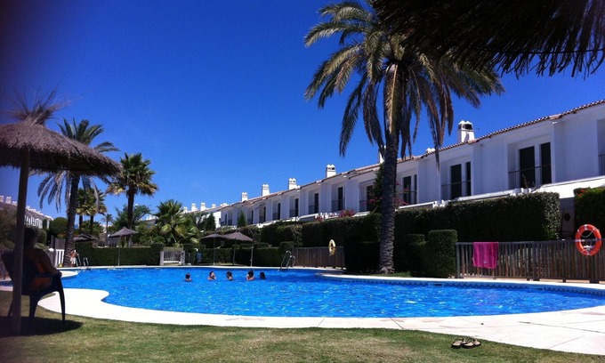 El Rompido House | MAGNIFICENT HOUSE IN EL ROMPIDO WITH POOL AND PADDLE COURT