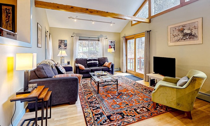 Perkinsville House | Magnificent mountain cottage with deck, firepit, W/D, wood stove, & water views