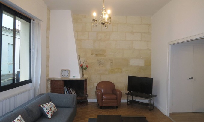 Saint-Bruno - Saint-Victor House | Magnificent shop in quiet downtown Bordeaux