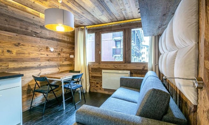 Val-d'Isere Apartment | Magnificent snowfront studio