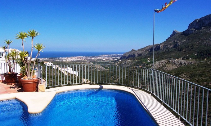 Monte Pego Apartment | Magnificent view of the coast