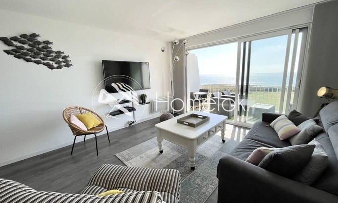Guidel Apartment | Magnifique T2 archi cosy Vue mer 180 Piscine
