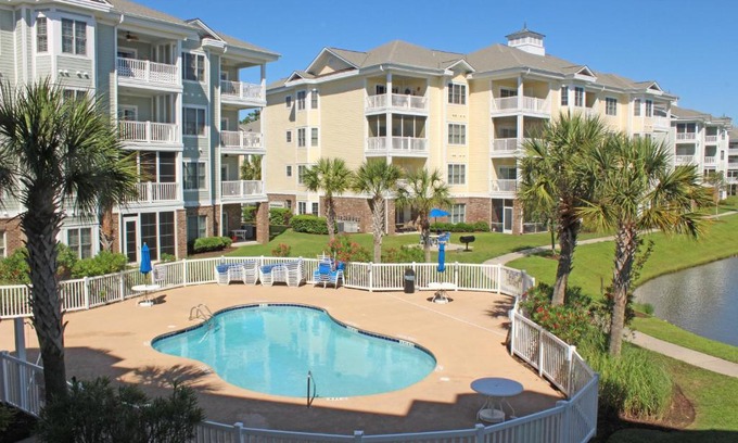 Central Myrtle Beach Villa | Magnolia Pointe by Palmetto Vacations