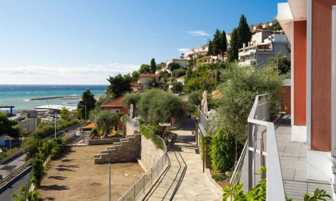 San Lorenzo al Mare House | Magnolia (SLR405) by Interhome