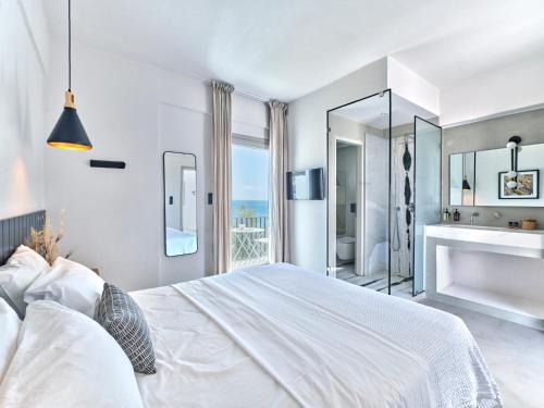 Logaras Hotel | Magoo Suites