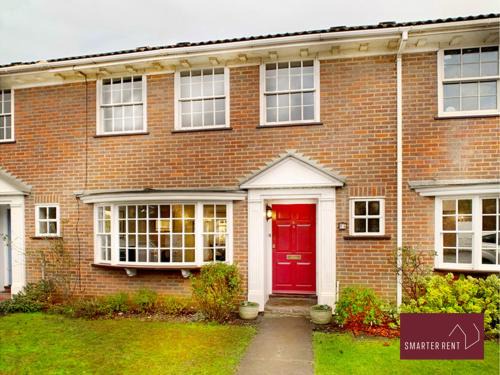 Maidenhead Apartment | Maidenhead - Lovely Modern 3 bedroom house
