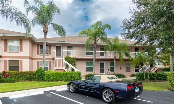 Hammock Bay Condo | Mainsail (2-Bedroom Condo) with Pool by RedAwning