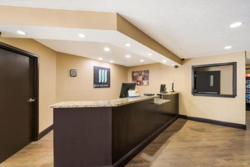Graysville Hotel | MainStay Suites Chattanooga Hamilton Place