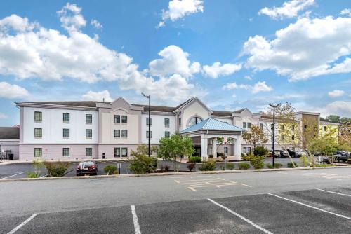 West Ocean City Hotel | MainStay Suites Ocean City West