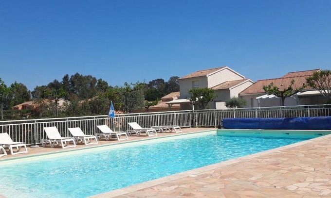 Prunete House | Maison à Cervione Prunete jardin piscine accès direct plage