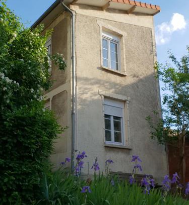 Issy-les-Moulineaux House | Maison à Issy les Moulineaux, proche de Paris