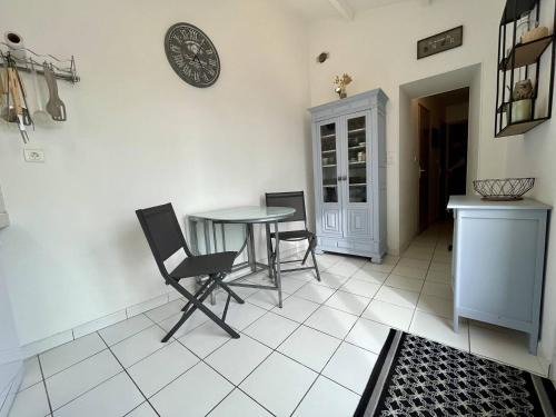 La Bree-les-Bains Villa | Maison 3 pièces Oléron 4 couchages La Brée Les Bains LBO000-051