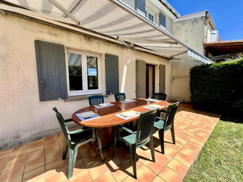 La Bree-les-Bains Villa | Maison 4 pièces 6 couchages La Brée Les Bains LBO000-071
