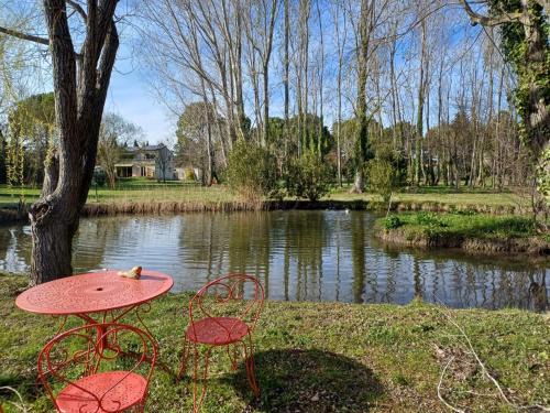 Le Thor Villa | Maison au bord de l'eau