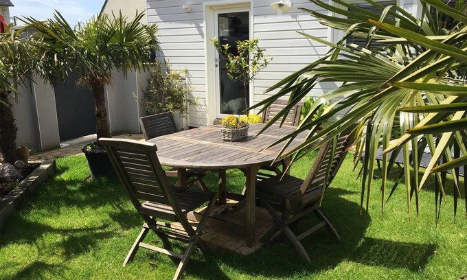 Le Ru House | Maison avec jardin, terrasse, WIFI au centre de PERROS-GUIREC
