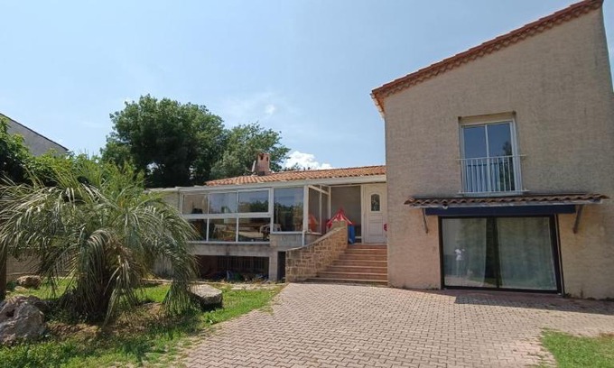 Juvignac Apartment | Maison avec jardin et piscine