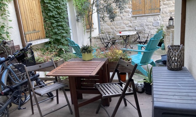 Quartier de la Chapelle House | Maison Calme, Terrasse, Proche Montmartre/arena JO, Idéal Famille/groupe