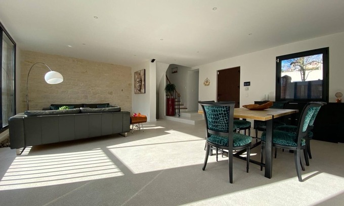 Suresnes House | Maison Centre Suresnes