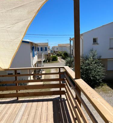 Gruissan Plage House | Maison Chalet 200 m de la plage climatisation et Wifi