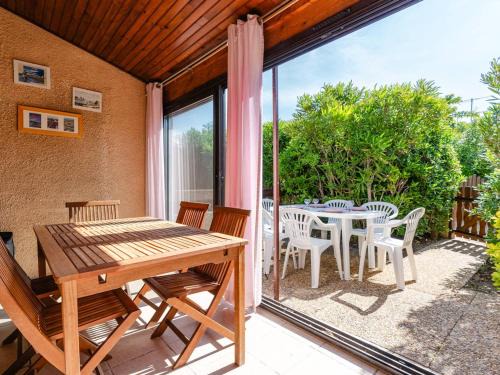 Les Ayguades House | Maison chaleureuse à Gruissan, proche plage, 6 pers, parking privé, animaux acceptés - FR-1-409A-13