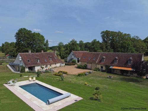 La Chapelle-Souef House | Maison charmante avec piscine et WiFi, proche de Bellême - FR-1-497-186