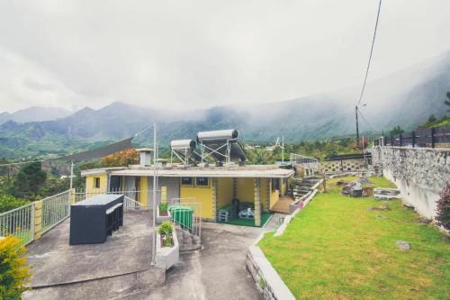 Cilaos House | Maison charmante à Cilaos avec vue sur la montagne, cheminée