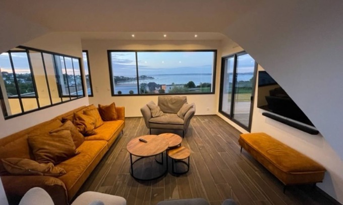 Locquirec House | Maison Contemporaine vue mer et Piscine Intérieure