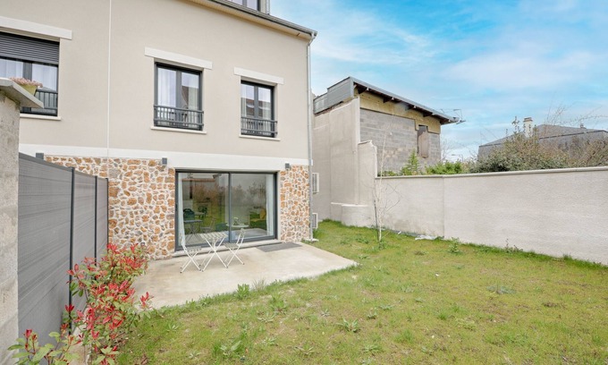 Chenevier-Demenitroux House | Maison Créteil - Maison climatisée avec jardin