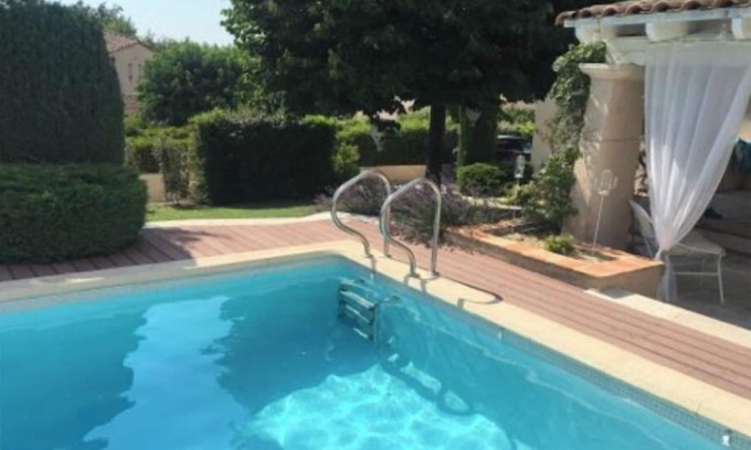 Meyreuil House | Maison Dans Domaine Avec Piscine