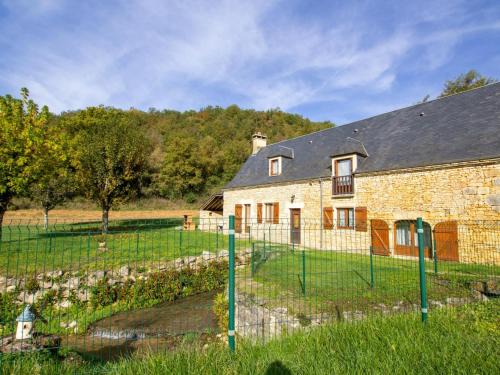 Borreze House | Maison de charme avec ruisseau, 5 chambres, proche Vallée de Dordogne et sites touristiques - FR-1-616-170