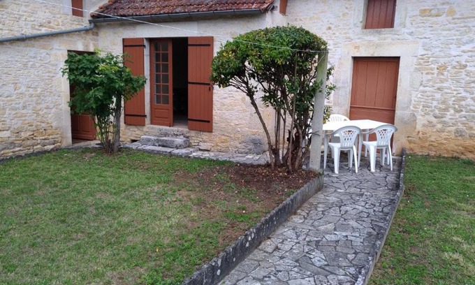 Tourtoirac House | Maison de charme périgourdine
