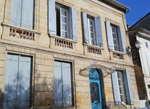 Castillon-la-Bataille House | Maison de Maître Elegia