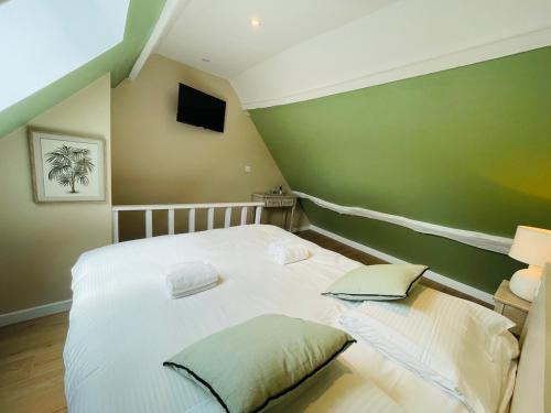 Courseulles-sur-Mer House | Maison de ville avec spa privé