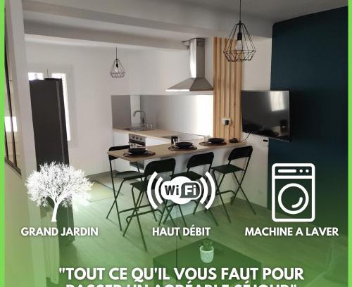 Lambesc Apartment | Maison de village avec exterieur