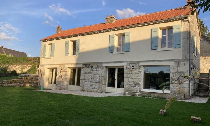 Buzancy House | Maison de village charmante avec jardin et terrasse, proche de Soissons, idéale familles et animaux acceptés - FR-1-532-19