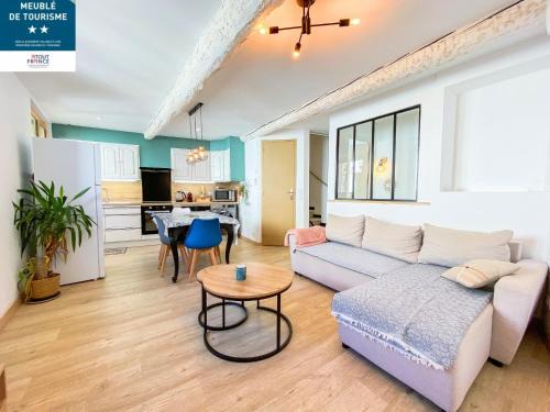 Coursan Villa | Maison de village climatisée Entre Béziers et Narbonne jusqu'à 5 pers