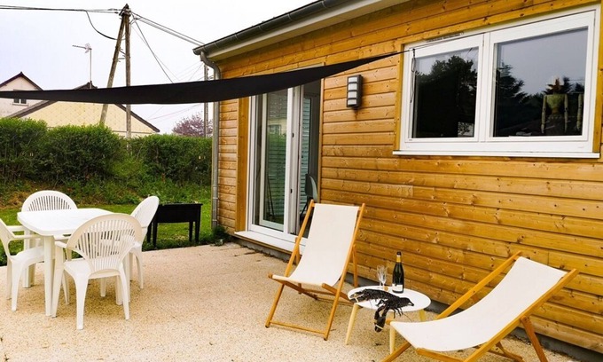 Breville-sur-Mer House | Maison en Bois à 500 m de la Plage , 200m du Golf